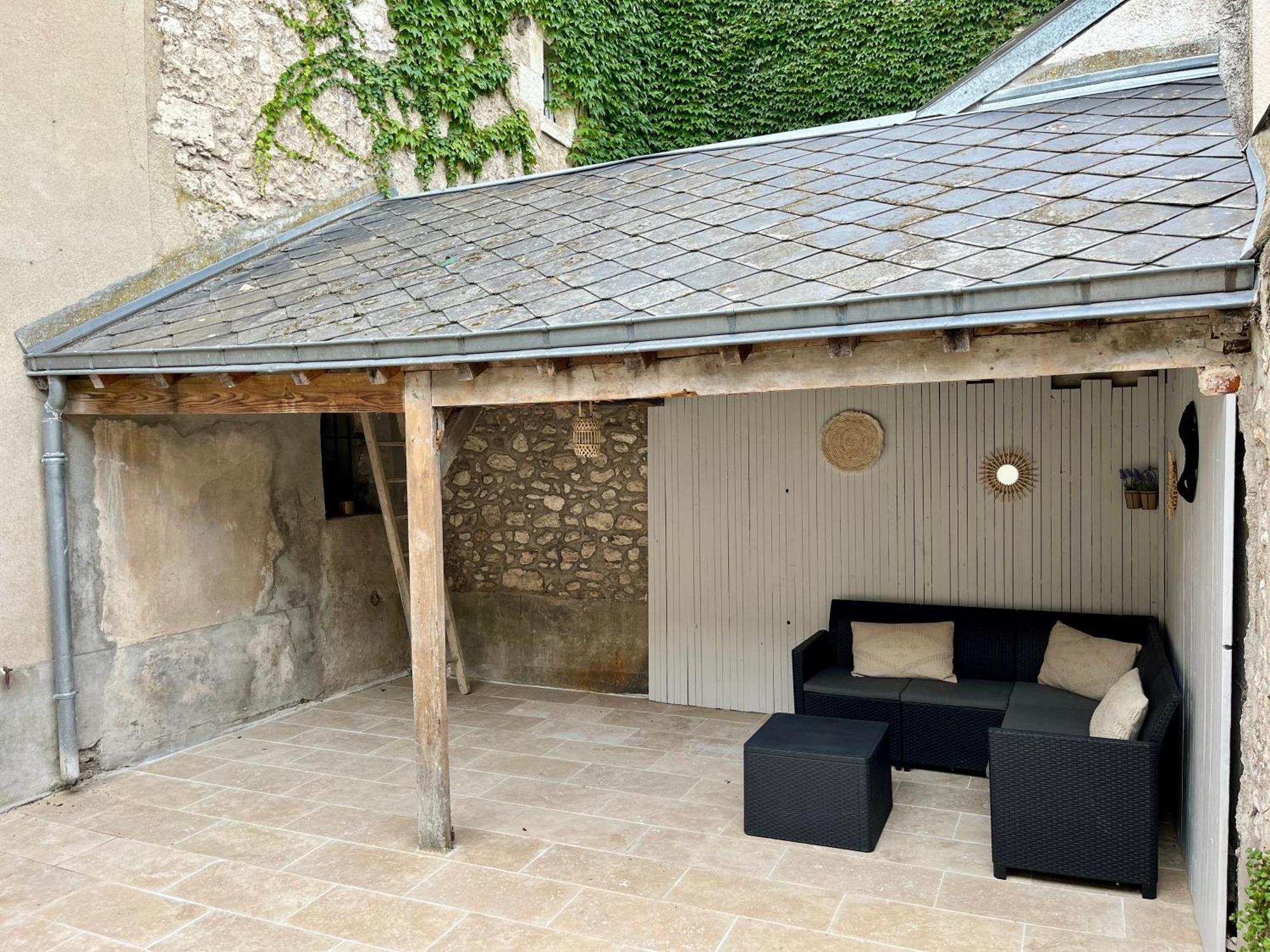 2 Suites, Cour Privee, Climatisation, Le Nid De Vienne Apartment *